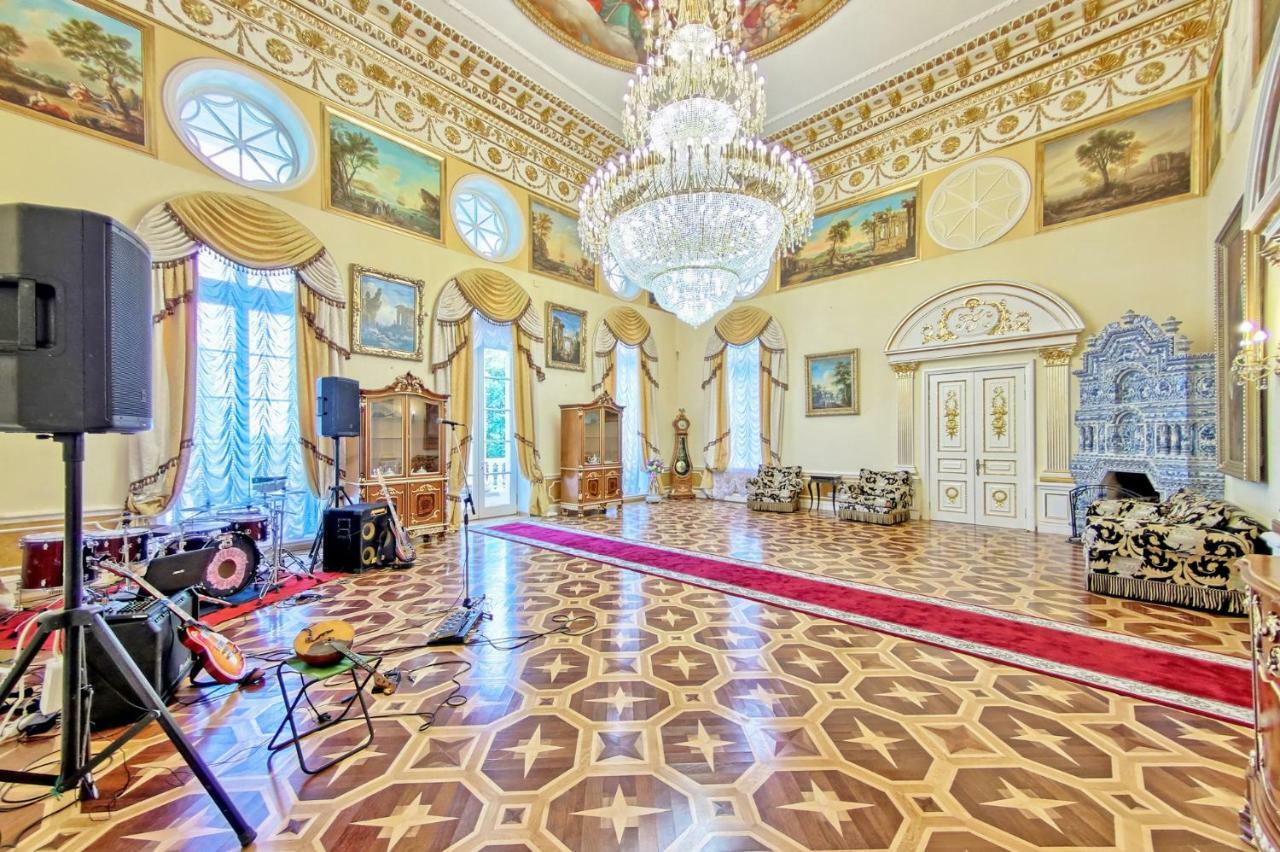 Сайт palace. Дворец Елизаветино свадьба. Элхам Палас Холл. На Гест дворец,во Дворце певец,что это. Аренда зала в дворцовом стиле в Москве.